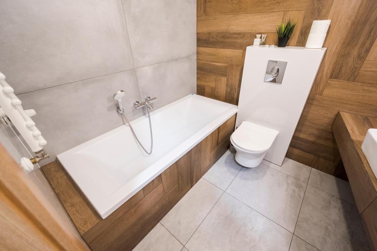 Apartament Z Ogrodkiem I Garazem بوزنان المظهر الخارجي الصورة
