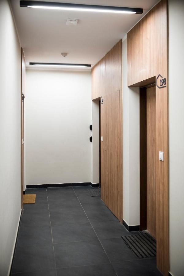 Apartament Z Ogrodkiem I Garazem بوزنان المظهر الخارجي الصورة