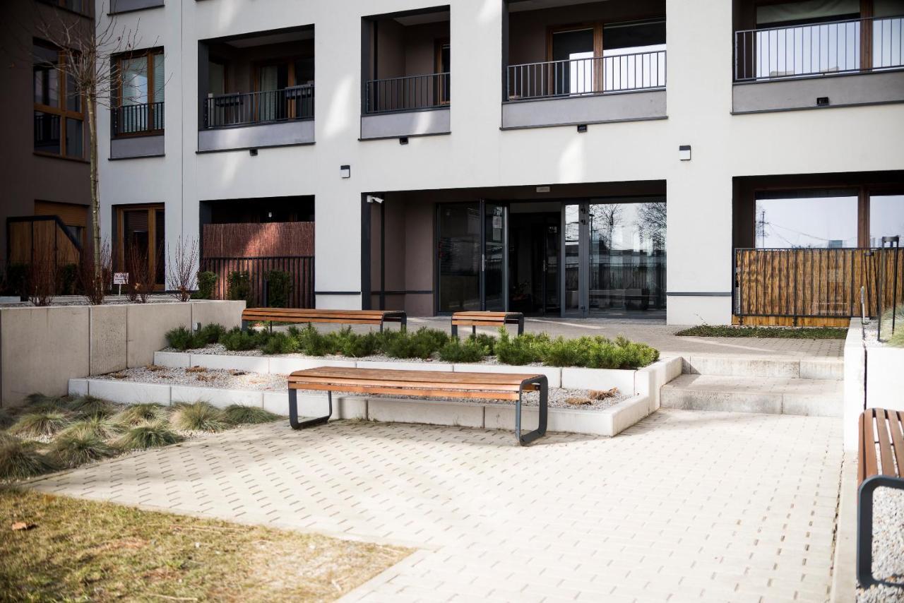 Apartament Z Ogrodkiem I Garazem بوزنان المظهر الخارجي الصورة