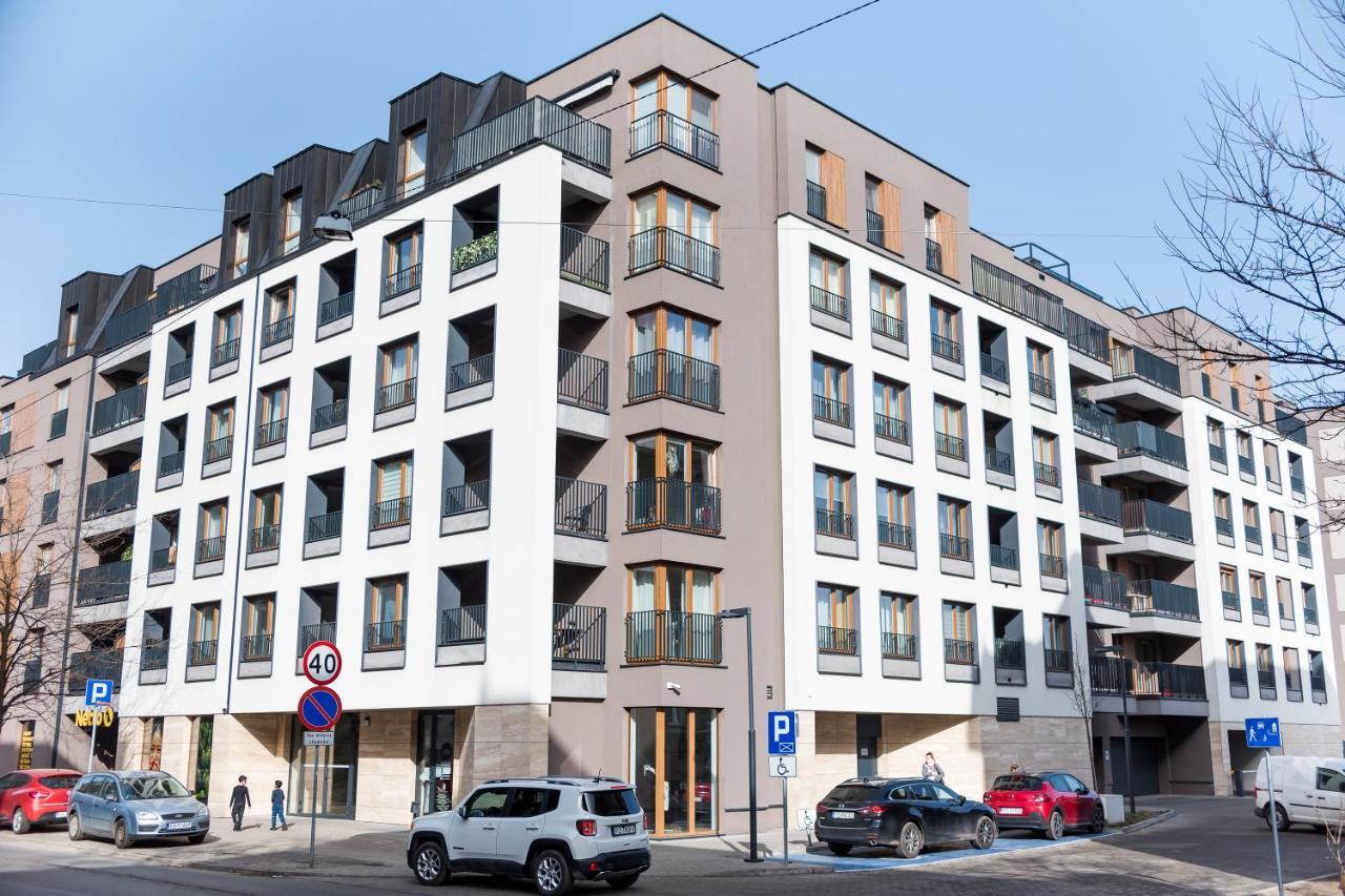 Apartament Z Ogrodkiem I Garazem بوزنان المظهر الخارجي الصورة